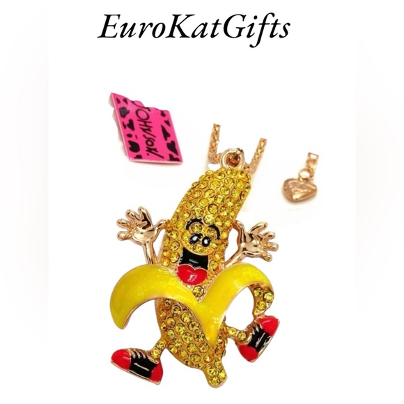 Betsey Johnson Jewelry - NEW Betsey Johnson Yellow Banana Necklace NWT Limited Edition